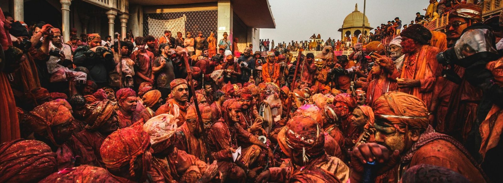 holi